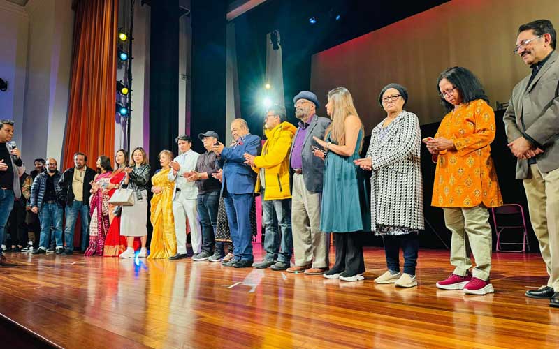 নিউ ইয়র্কে সুচিত্রা সেন চলচ্চিত্র আন্তর্জাতিক বাংলা চলচ্চিত্র উৎসব 1 suchitra sen NY 03