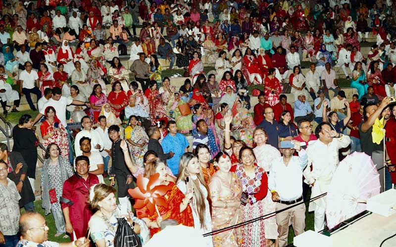 ডালাসে ব্যান্টের বৈশাখী মেলায় দর্শকশ্রোতা মাতালেন জনপ্রিয় সোলস ব্যান্ড 1 bant boishakh 03 1