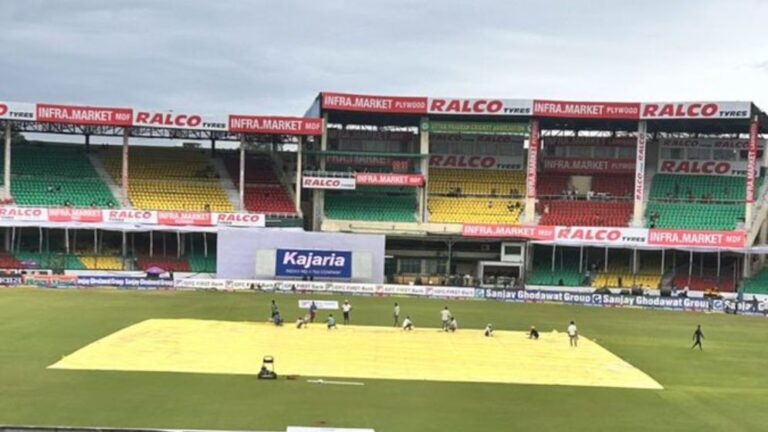 বৃষ্টি নেই কানপুরে তবুও খেলা শুরু হতে দেরি