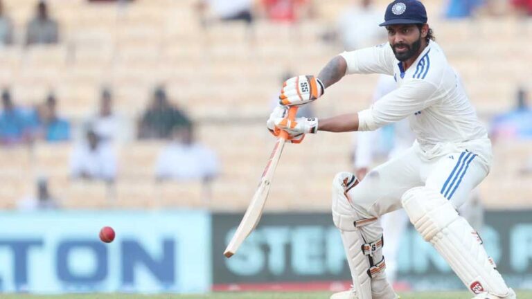 পাকিস্তানের কিংবদন্তিকে ছাড়িয়ে যাওয়া প্রসঙ্গে যা বললেন জাদেজা