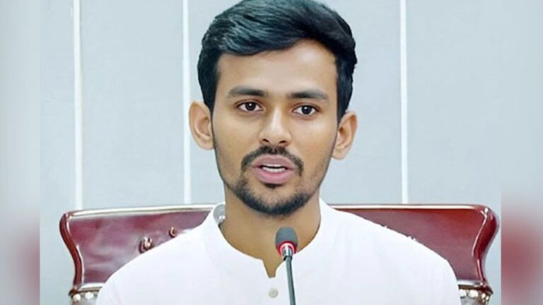 ‘দেশের মানুষ জাতির পিতা মনে করলে ৫ আগস্ট ভাস্কর্য ভেঙে ফেলত না’ ক্রীড়া উপদেষ্টা আসিফ মাহমুদ