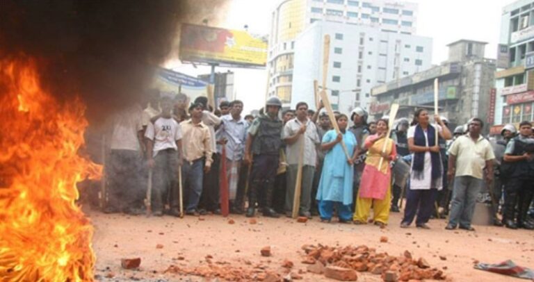 লগি-বৈঠার তাণ্ডব স্মরণ করে আজো আঁতকে ওঠে মানুষ