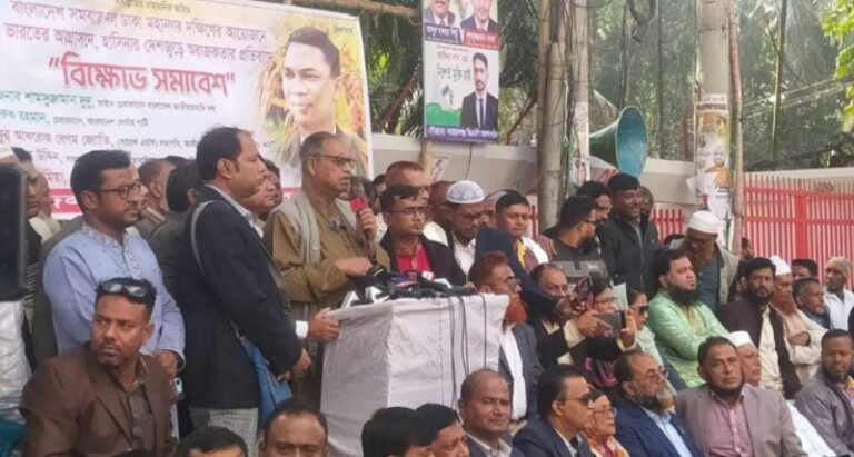 ভারত শেখ পরিবারের বাইরে অন্য কিছু চিন্তা করতে পারে না : দুদু