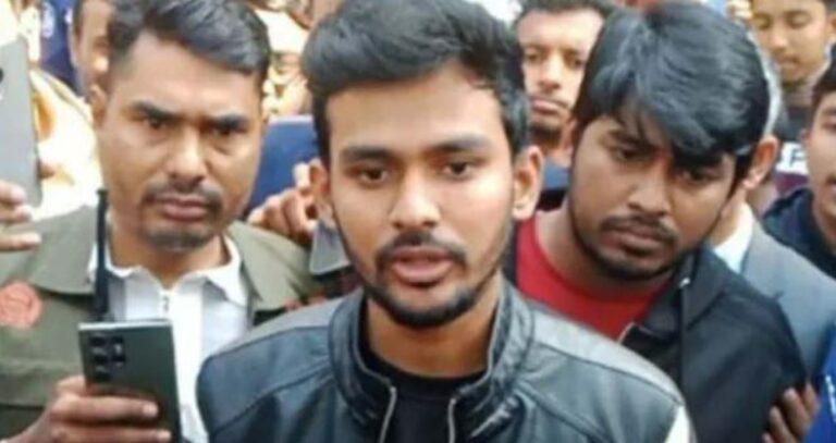 নির্বাচন নিয়ে অধৈর্য হওয়ায় সংস্কার ব্যাহত হচ্ছে : আসিফ মাহমুদ