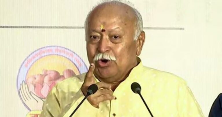 মসজিদের নিচে মন্দির খোঁজা গ্রহণযোগ্য নয়, কড়া বার্তা আরএসএস প্রধানের