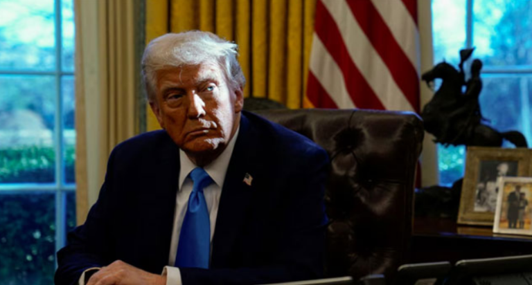 ইউক্রেনকে দেয়া অর্থ ফেরত চান ট্রাম্প