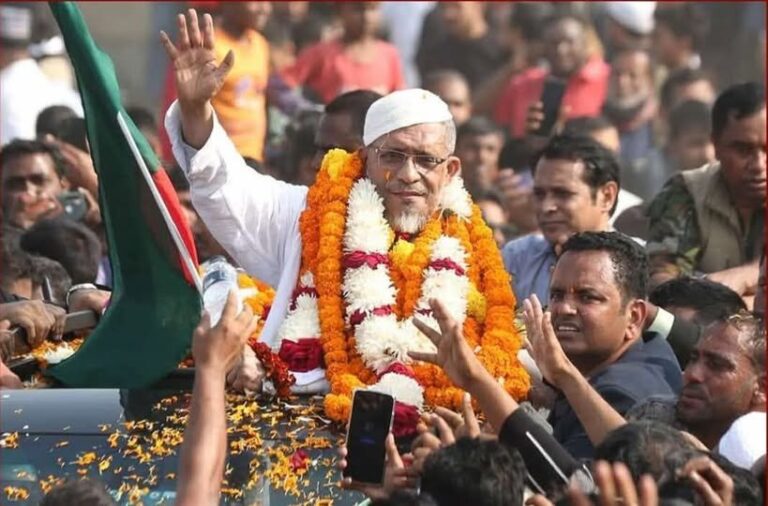 অস্ত্র মামলায় ১৭ বছরের দণ্ড থেকে খালাস পেলেন বাবর