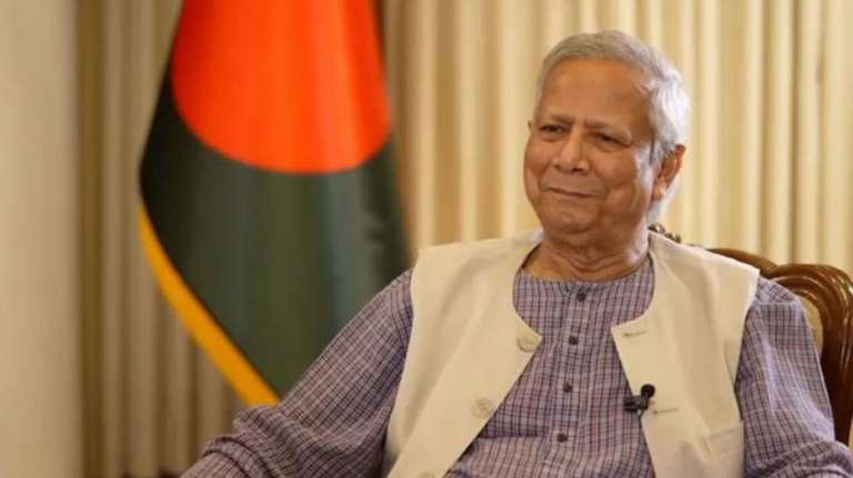 একটা পলাতক দল সর্বাত্মক চেষ্টা করছে দেশকে অস্থিতিশীল করার জন্য: ড. ইউনূস