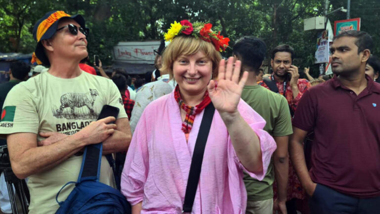 নিউ ইয়ারের চেয়ে নববর্ষ বেশি আনন্দময়