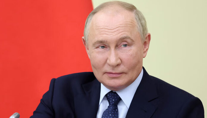 ইউক্রেনে ২ দিনের যুদ্ধবিরতির ঘোষণা পুতিনের ইউক্রেনে ২ দিনের যুদ্ধবিরতির ঘোষণা পুতিনের