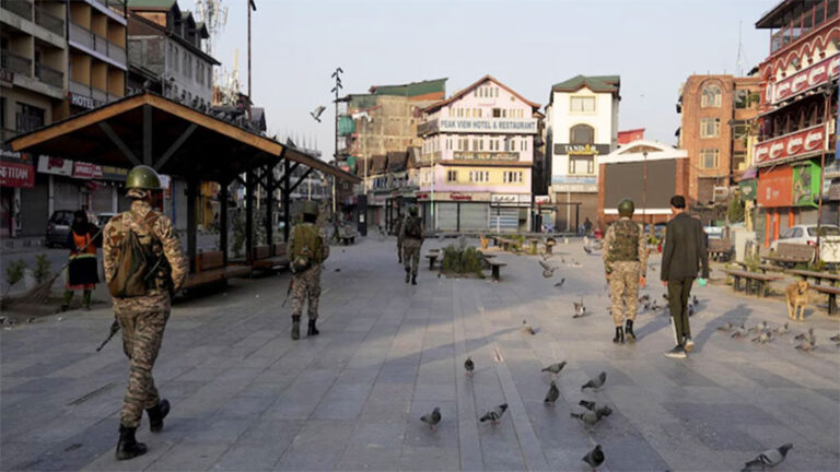কাশ্মীর হামলা ঘিরে উত্তপ্ত ভারত ও পাকিস্তান সম্পর্ক