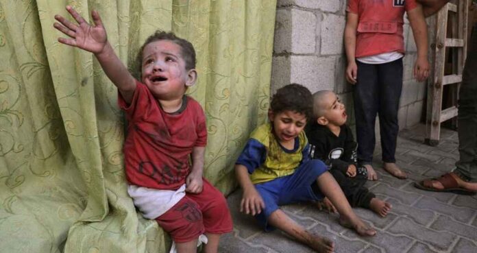 গাজায় পোলিও টিকা সরবরাহ বন্ধ গাজায় পোলিও টিকা সরবরাহ বন্ধ