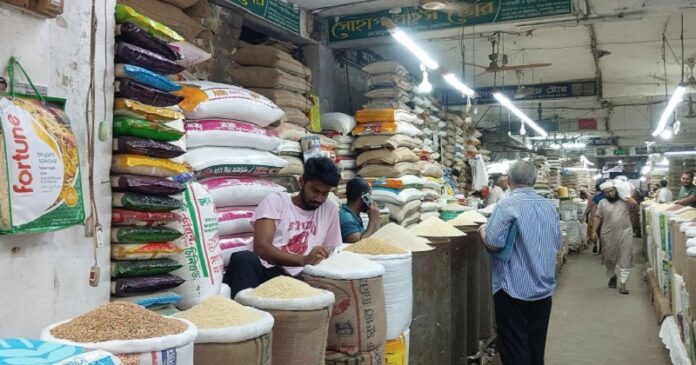 চালের দাম নিয়ে এবার নতুন দুঃসংবাদ চালের দাম নিয়ে এবার নতুন দুঃসংবাদ