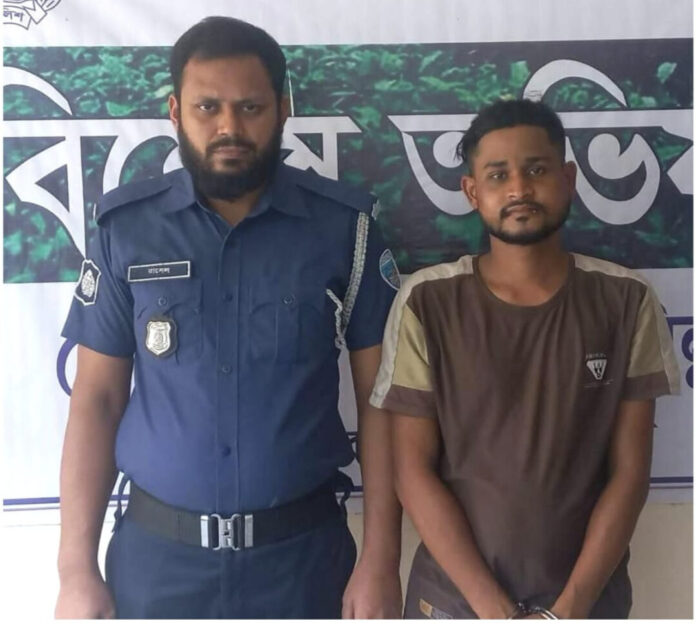 নিষিদ্ধ ছাত্রলীগ নেতা নিবাসকে গনপিটুনি দিয়ে পুলিশে সোপার্দ নিষিদ্ধ ছাত্রলীগ নেতা নিবাসকে গনপিটুনি দিয়ে পুলিশে সোপার্দ