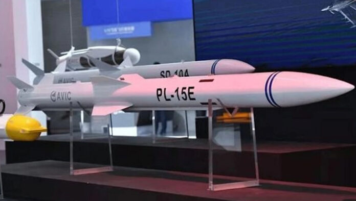 পাকিস্তানকে ভয়ংকর ক্ষেপণাস্ত্র দিচ্ছে চীন