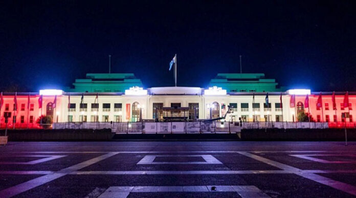 বাংলাদেশের জাতীয় পতাকার রঙে সজ্জিত অস্ট্রেলিয়া বাংলাদেশের জাতীয় পতাকার রঙে সজ্জিত অস্ট্রেলিয়া