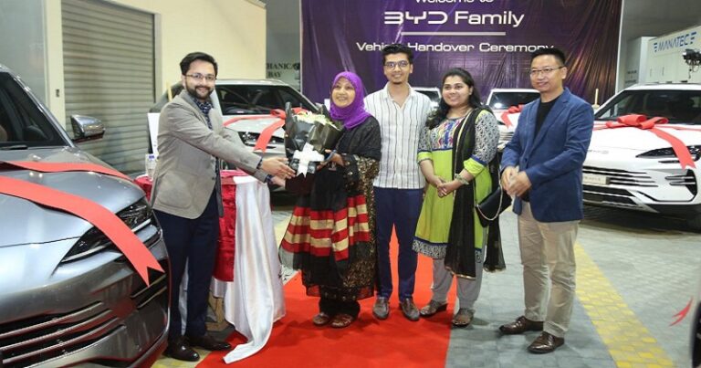 বিওয়াইডি বাংলাদেশের আয়োজনে ‘সিলায়ন সিক্স’ হস্তান্তর অনুষ্ঠান