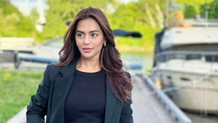 অসুস্থ হয়ে পড়েছেন অভিনেত্রী নুসরাত ফারিয়া অসুস্থ হয়ে পড়েছেন অভিনেত্রী নুসরাত ফারিয়া