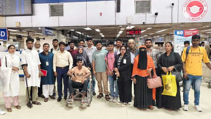 উন্নত চিকিৎসার জন্য থাইল্যান্ডে পাঠানো হলো আরও ৭ জুলাই যোদ্ধাকে