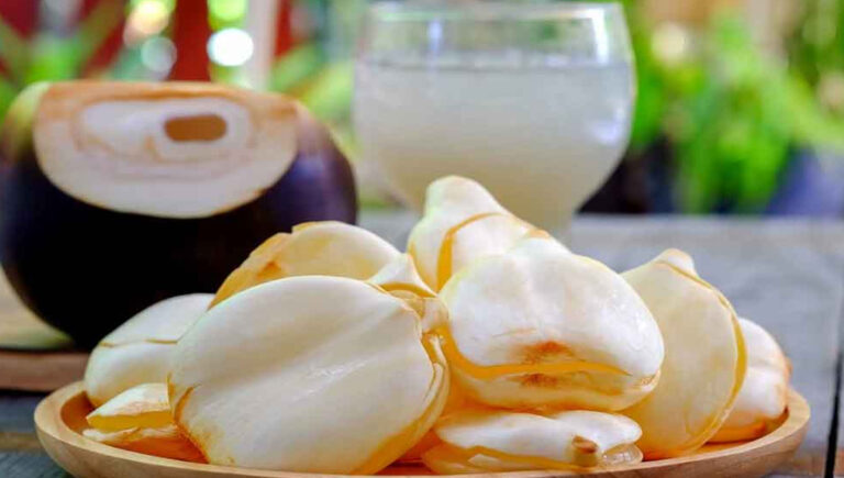 গরমে তালের শাঁসের যত উপকারিতা