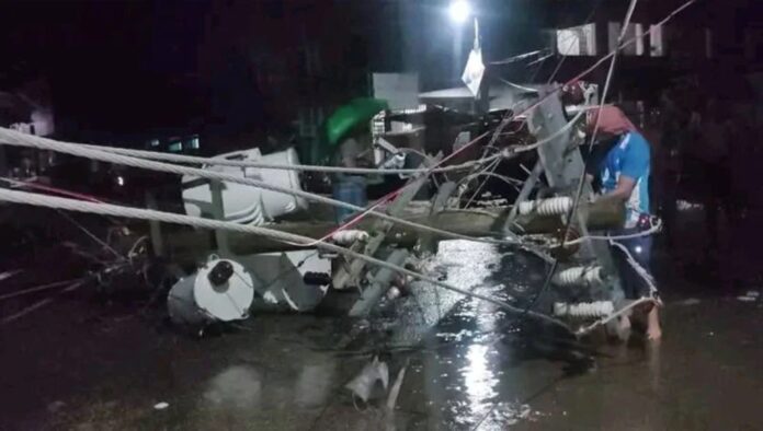 দেশের ৫০ লাখ মানুষ বিদ্যুৎবিহীন দেশের ৫০ লাখ মানুষ বিদ্যুৎবিহীন