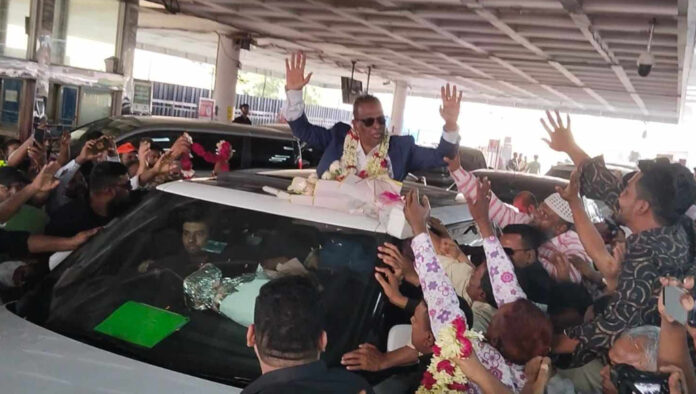 ফাঁসির দণ্ড থেকে খালাসপ্রাপ্ত বিএনপি নেতা হানিফ ১৫ বছর পর দেশে ফিরলেন