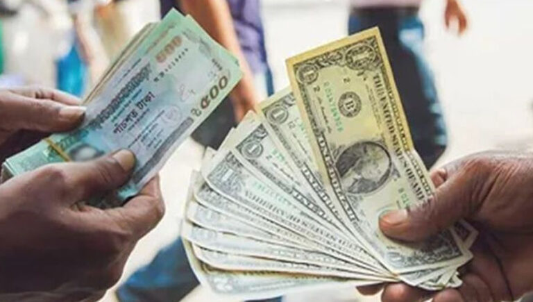 বাজারভিত্তিক বিনিময় হার চালুর তিন দিনেই বাড়ল ডলারের দাম