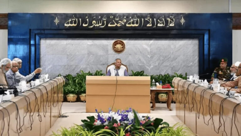 সন্ধ্যায় উপদেষ্টা পরিষদের জরুরি বৈঠক