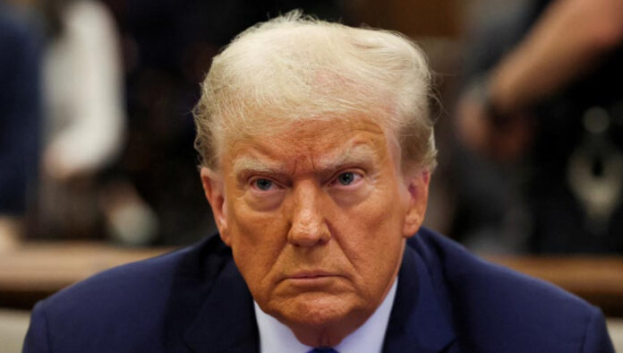 ইরানে বোমা হামলা না করতে ইসরায়েলকে ট্রাম্পের হুঁশিয়ারি ইরানে বোমা হামলা না করতে ইসরায়েলকে ট্রাম্পের হুঁশিয়ারি