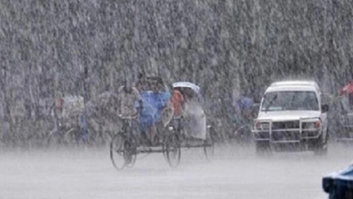 ঢাকাসহ ৪ বিভাগে অতি ভারী বৃষ্টির সতর্কতা ঢাকাসহ ৪ বিভাগে অতি ভারী বৃষ্টির সতর্কতা