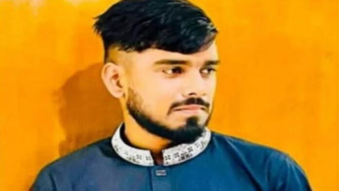 পরীক্ষায় বাড়তি সময় না দেওয়ায় পরিদর্শককে মারধর ছাত্রদল নেতার