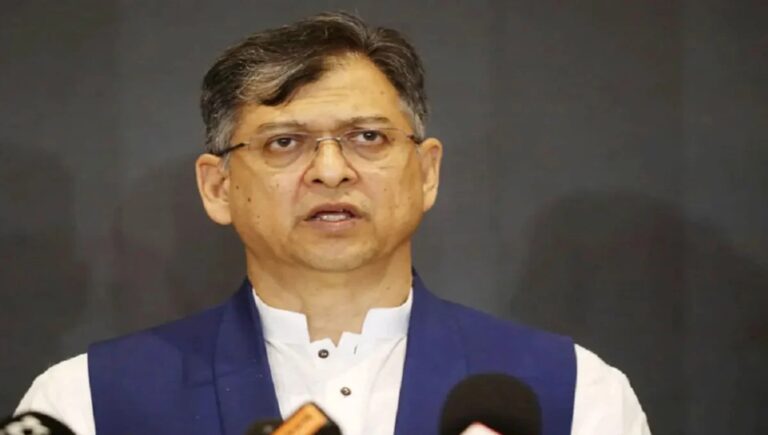 প্রধান উপদেষ্টা-সিইসির বৈঠকের বিষয় স্পষ্ট করার দাবি সালাহউদ্দিনের