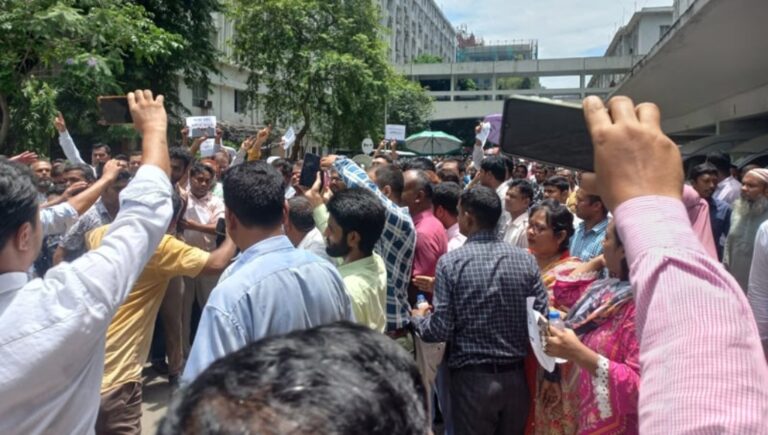 ফের আন্দোলনে যাচ্ছেন সরকারি কর্মচারীরা