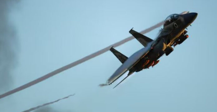 সিরিয়ার অস্ত্রভাণ্ডারে ইসরায়েলের ভয়াবহ বিমান হামলা সিরিয়ার অস্ত্রভাণ্ডারে ইসরায়েলের ভয়াবহ বিমান হামলা