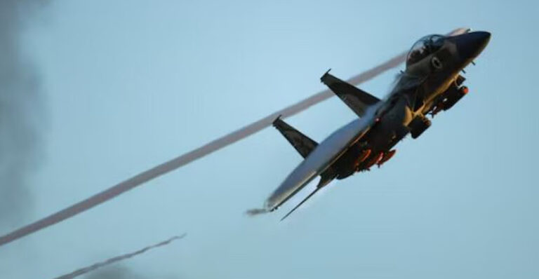 সিরিয়ার অস্ত্রভাণ্ডারে ইসরায়েলের ভয়াবহ বিমান হামলা