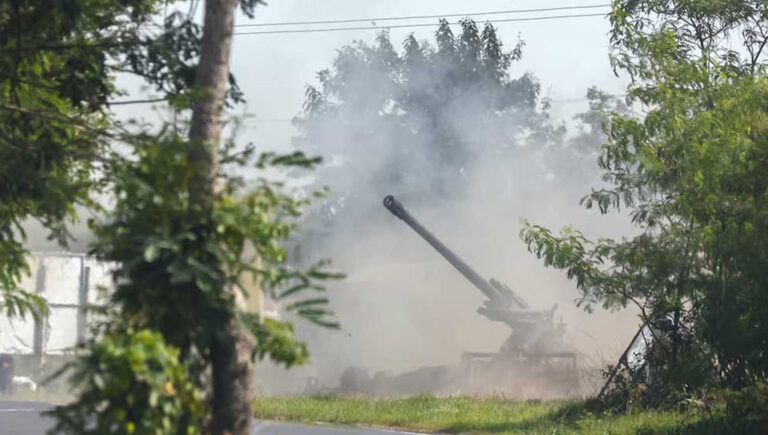 কম্বোডিয়ার সঙ্গে সীমান্ত সংঘর্ষ ‘যুদ্ধে মোড় নিতে পারে’: থাই প্রধানমন্ত্রী