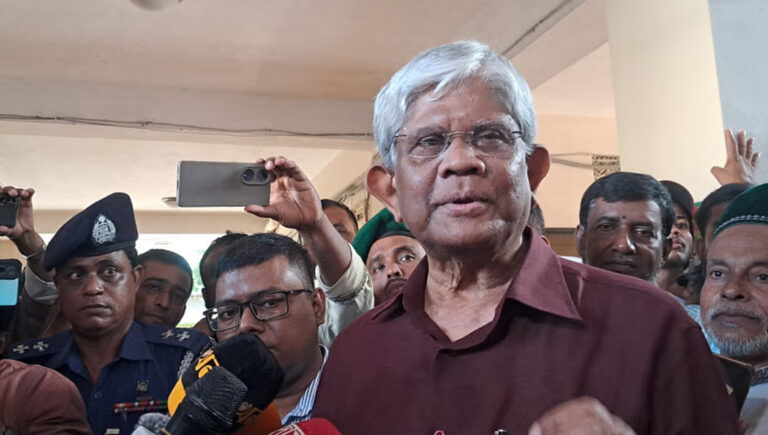 খারাপ ব্যাংকগুলোর পুনর্বাসনে কাজ করছে বাংলাদেশ ব্যাংক': অর্থ উপদেষ্টা