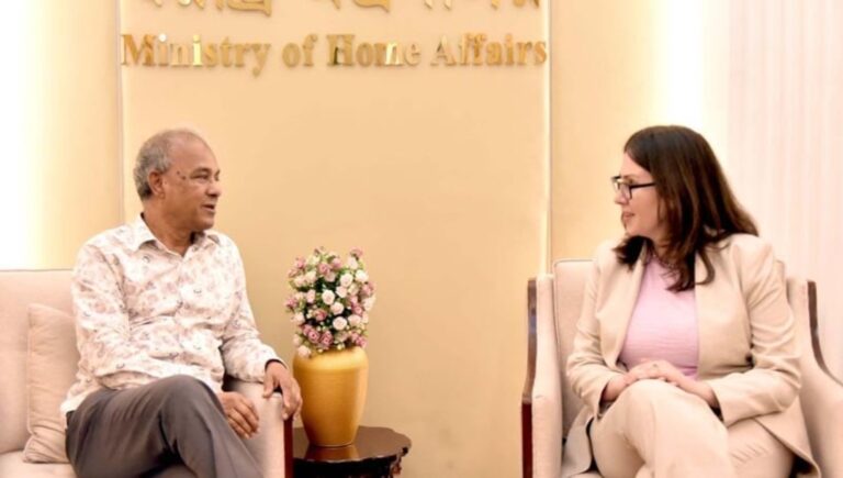 জঙ্গিবাদ বিষয়ে বাংলাদেশকে সতর্ক থাকা উচিত: মার্কিন দূত