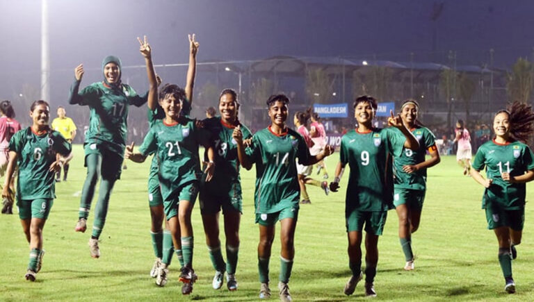 তৃষ্ণার জোড়া গোলে ভুটানকে উড়িয়ে বাংলাদেশের চারে চার