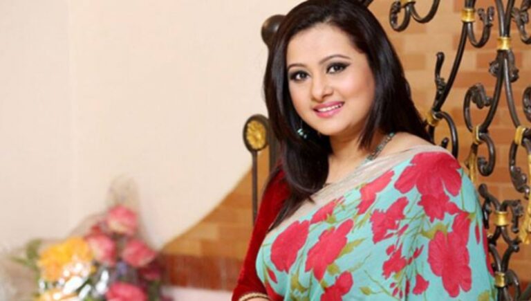 মায়ের উৎসাহেই অভিনয়ে আসেন অভিনেত্রী ‘পূর্ণিমা