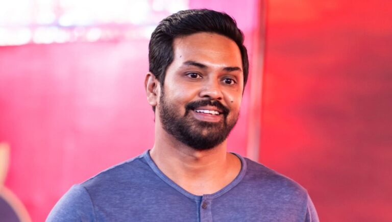 মিটফোর্ডে হত্যা, যা বললেন পরিচালক আশফাক নিপুন