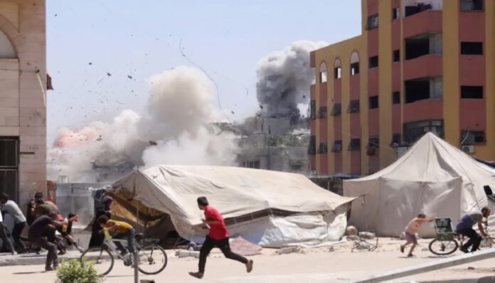 গাজা সিটি দখলে হামলা শুরু ইসরায়েলের, একদিনে নিহত ৮১ গাজা সিটি দখলে হামলা শুরু ইসরায়েলের, একদিনে নিহত ৮১