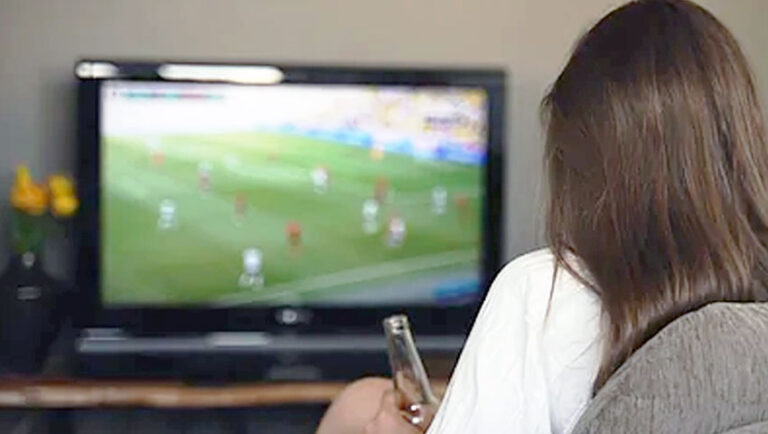 টিভিতে আজকের খেলা