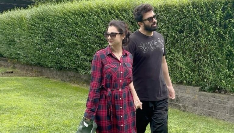 নিউইয়র্কের রাস্তায় শাকিব-বুবলীর রোমান্স