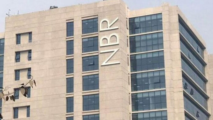 ব্যাপক সাড়া করদাতাদের, প্রথম ১০ দিনে ই-রিটার্ন জমা পড়েছে ১ লাখ