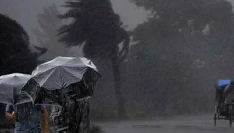 সন্ধ্যার মধ্যে ৬ অঞ্চলে ঝড়বৃষ্টির আভাস