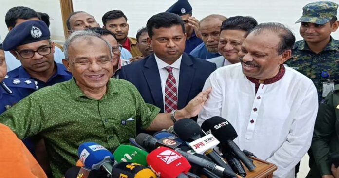 এবারের পূজায় সাম্প্রদায়িক সম্প্রীতির বন্ধন আরও বেশি উন্নত হবে: স্বরাষ্ট্র উপদেষ্টা