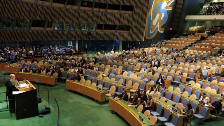 জাতিসংঘে নেতানিয়াহুর ভাষণ শুরু হতেই বেরিয়ে গেলেন অনেক প্রতিনিধি