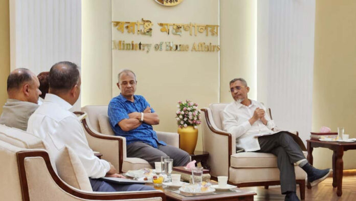 তারেক রহমানের ফেরা নিয়ে স্বরাষ্ট্র উপদেষ্টার সঙ্গে বাবরের আলোচনা