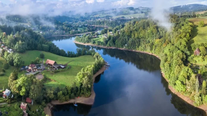 পরিবেশের অবনতি হচ্ছে ইউরোপে, সতর্ক ইইএর